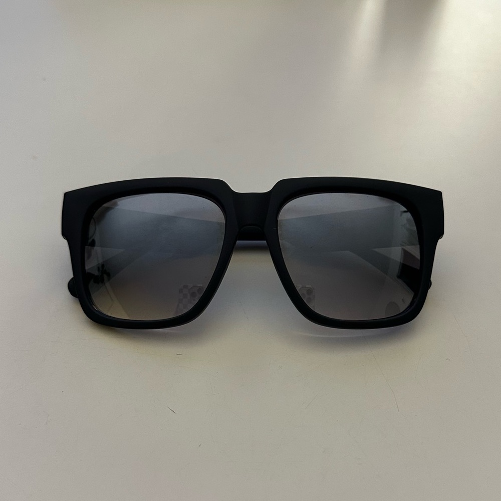 Quay Australia “On the Prowl” Matte Black and Silver Mirrored Square Sunglasses
